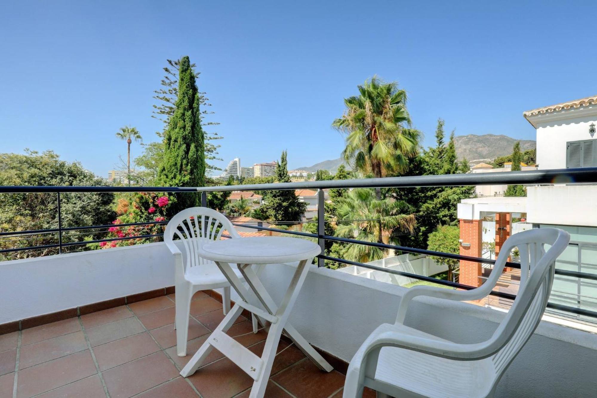 011 Bright And Spacious Villa With Private Pool Benalmádena Eksteriør billede